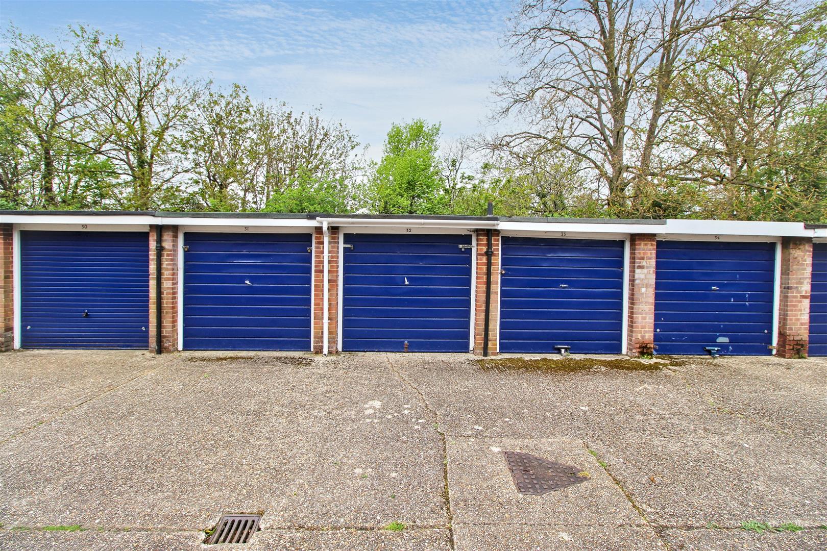 Liebenrood Road, Reading